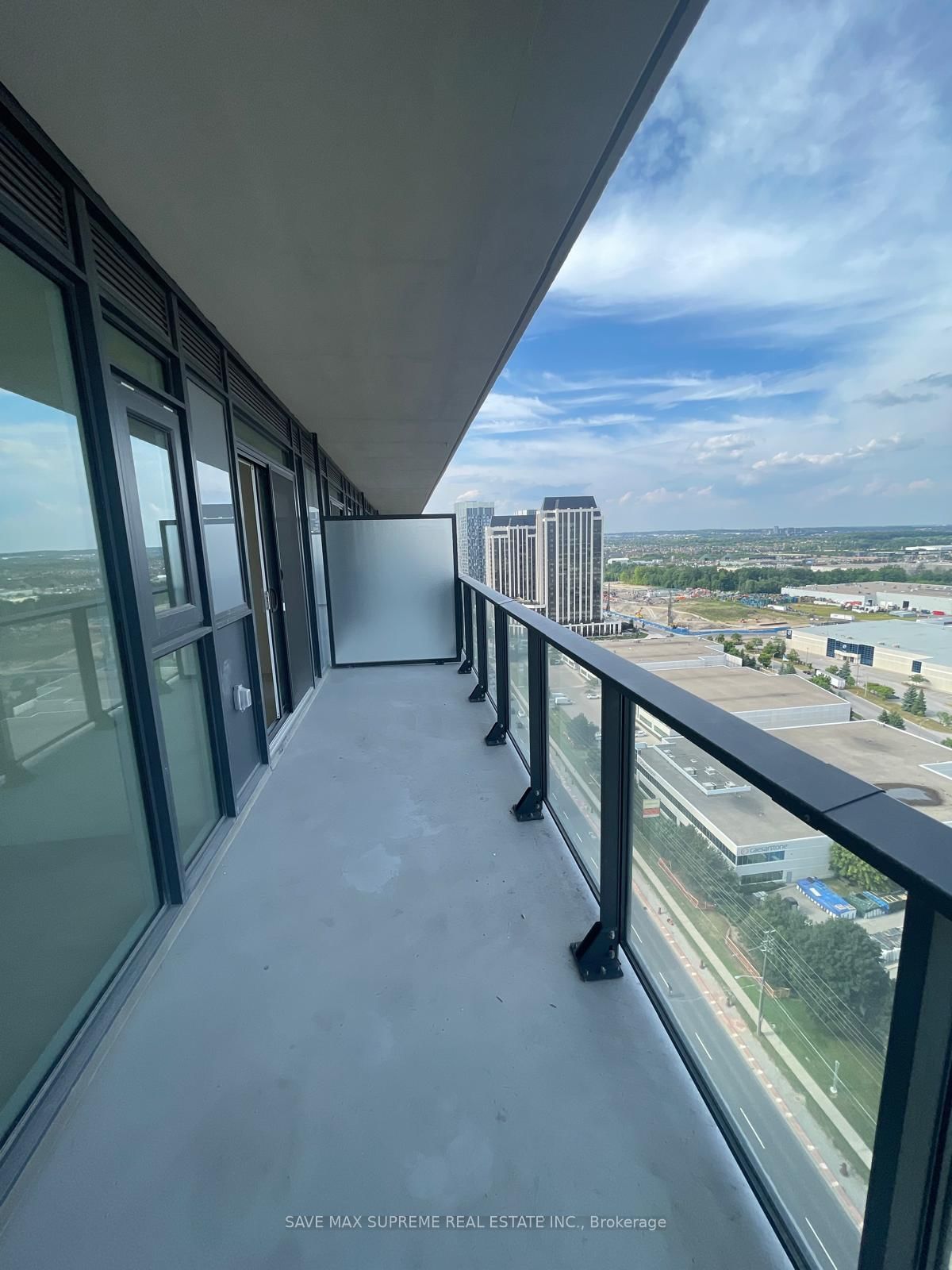 8960 Jane Street, Unit 2007 - Photo 16