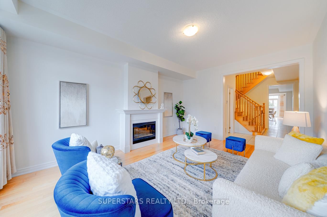 Listing Image 3