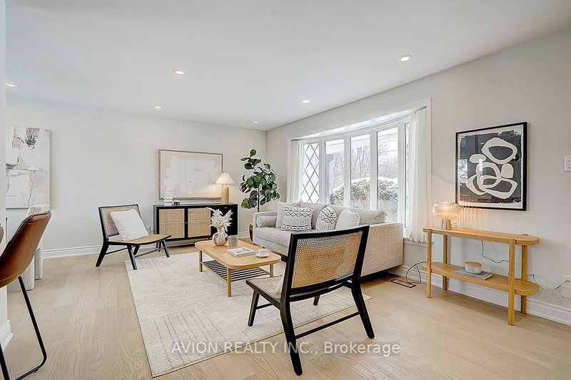 24 Drakefield Rd, Markham, L3P 1G5 | Image 3