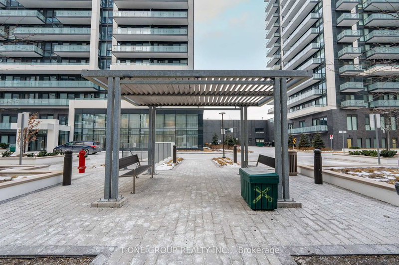1514 - 85 Oneida Cres, Richmond Hill, L4B 0H4 | Image 3