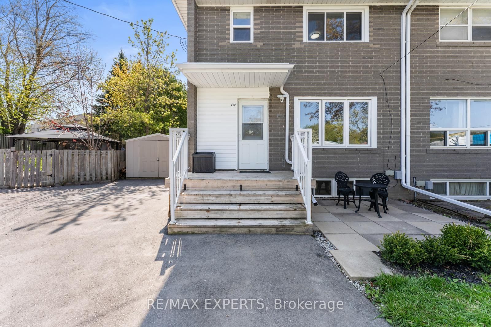 Listing Image 7