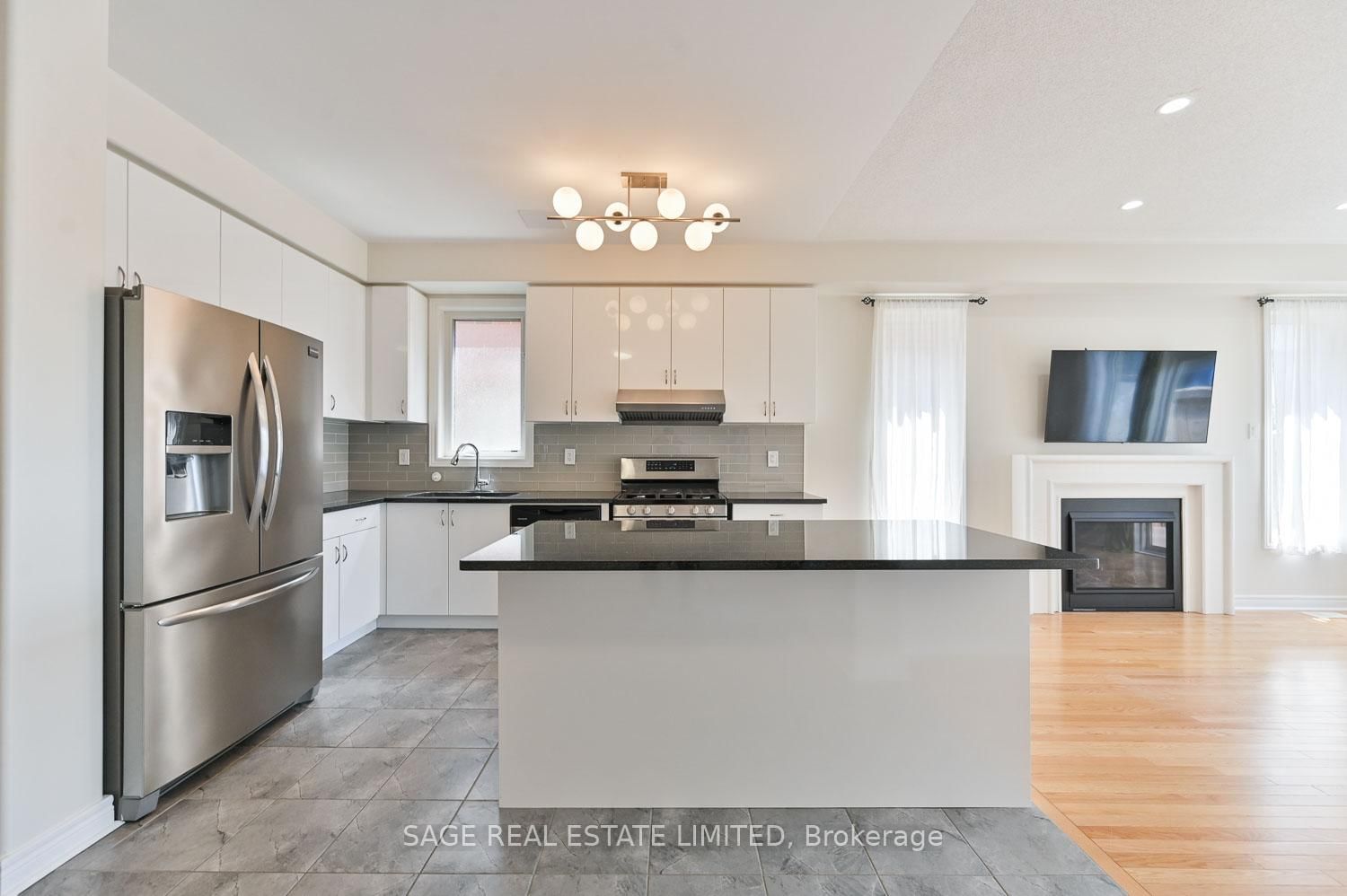 103 Port Arthur Crescent - Photo 8