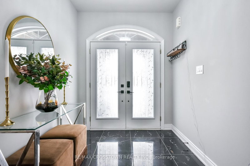 22 Stewart Cres, Essa, L0L 2N0 | Image 3