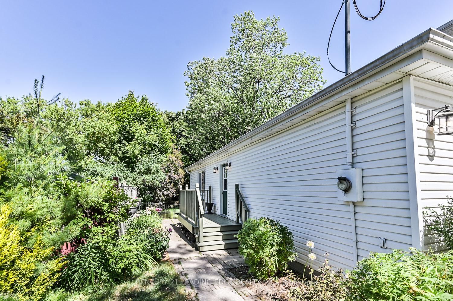Listing Image 33