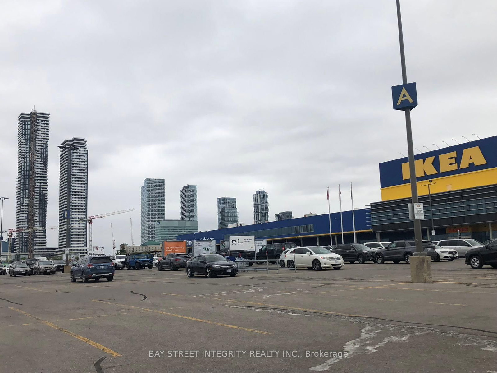 28 Interchange Way, Unit 2105 - Photo 23