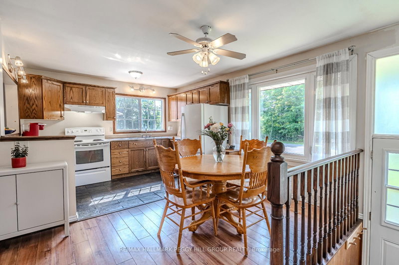 250 Sunnybrae Ave, Innisfil, L9S 1J1 | Image 3