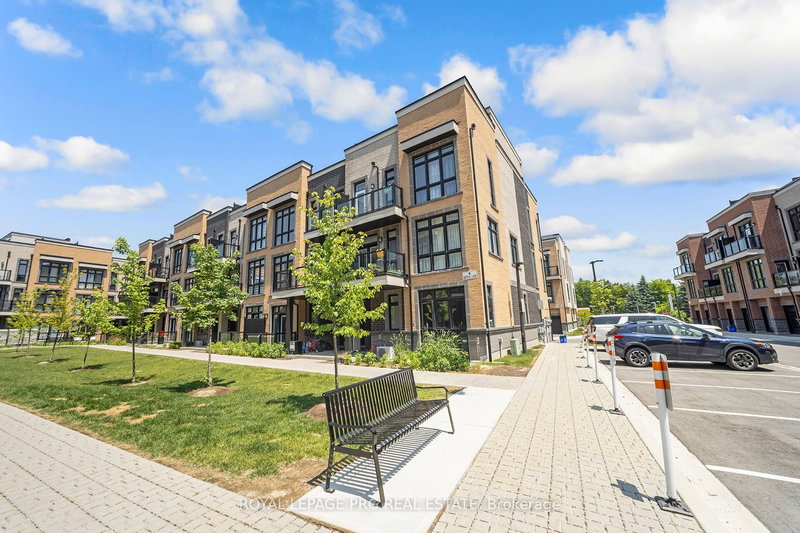 17 - 8 Sayers Lane, Richmond Hill, L4E 1J4 | Image 2