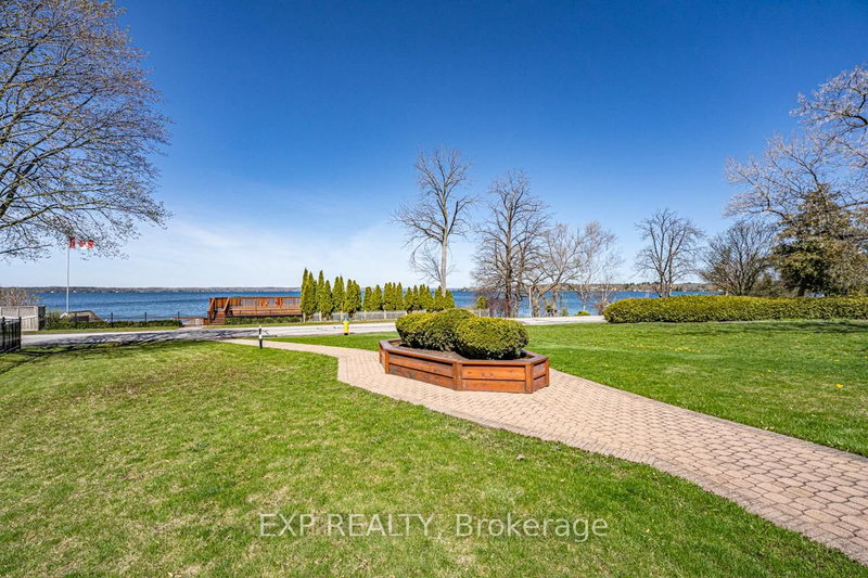 229 Lake Dr N, Georgina, L4P 3C8 | Image 3