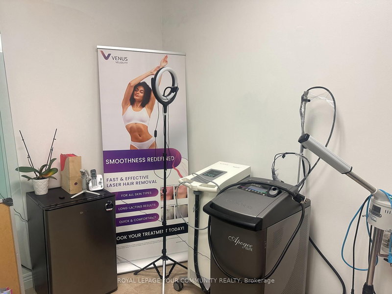 214 - 7163 Yonge St, Markham, L3T 0G6 | Image 3