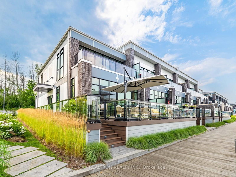 3711 Riva Ave, Innisfil, L9S 0L5 | Image 2