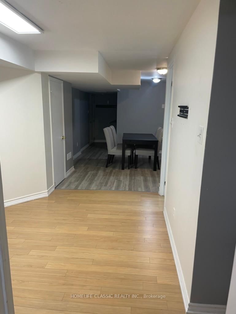 Lower - 102 Church St S, Richmond Hill, L4C 1W3 | Image 3