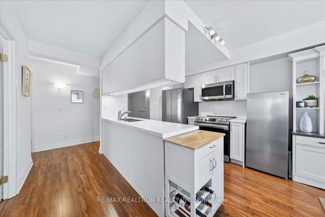 502 - 35 Hunt Avenue