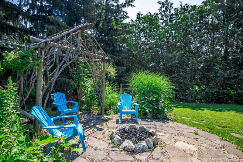 80 Centre St, King, L0G 1T0 | Image 2