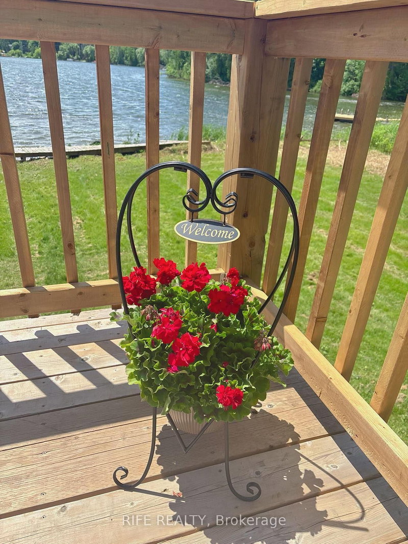 41 Connor Dr, Whitchurch-Stouffville, L4A 7X3 | Image 3