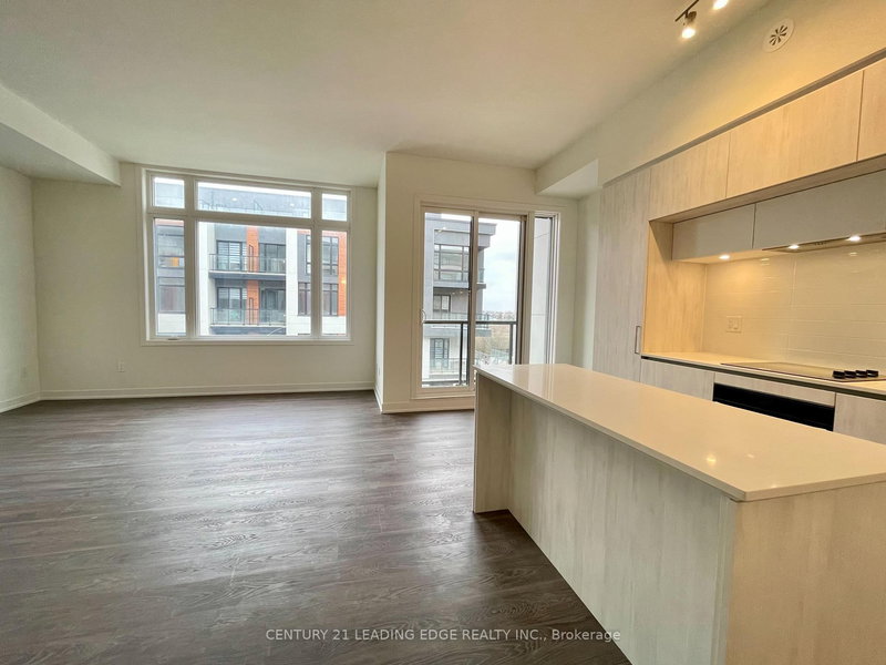 924 - 2 STECKLEY HOUSE Lane, Richmond Hill, L4S 0N4 | Image 3