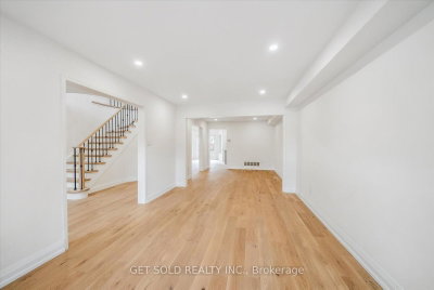 27 Edenbridge Drive • Vaughan, ON photo 6