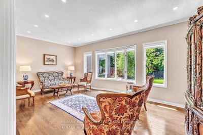 15 Treegrove Circle — more photos