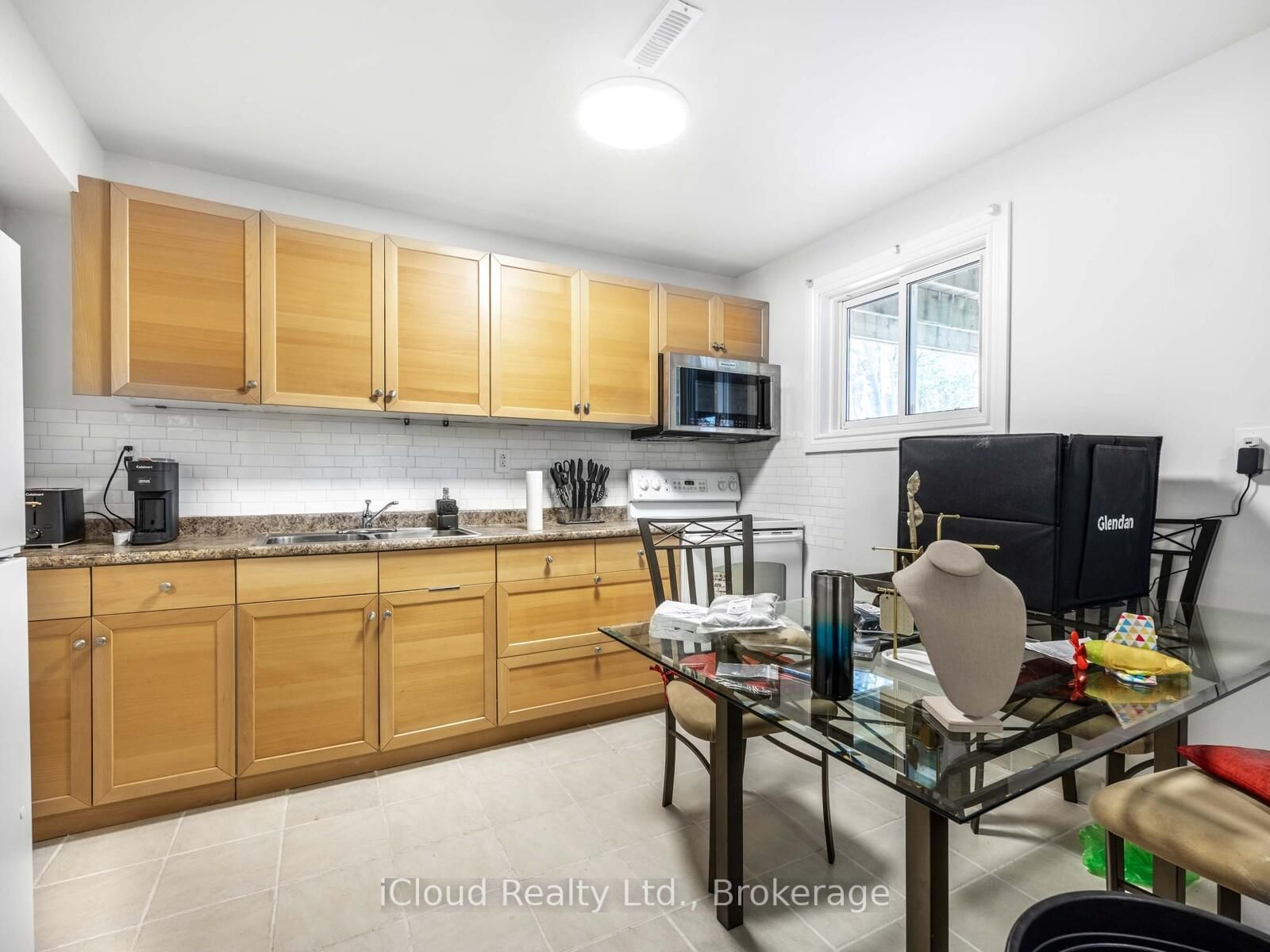 Listing Image 19