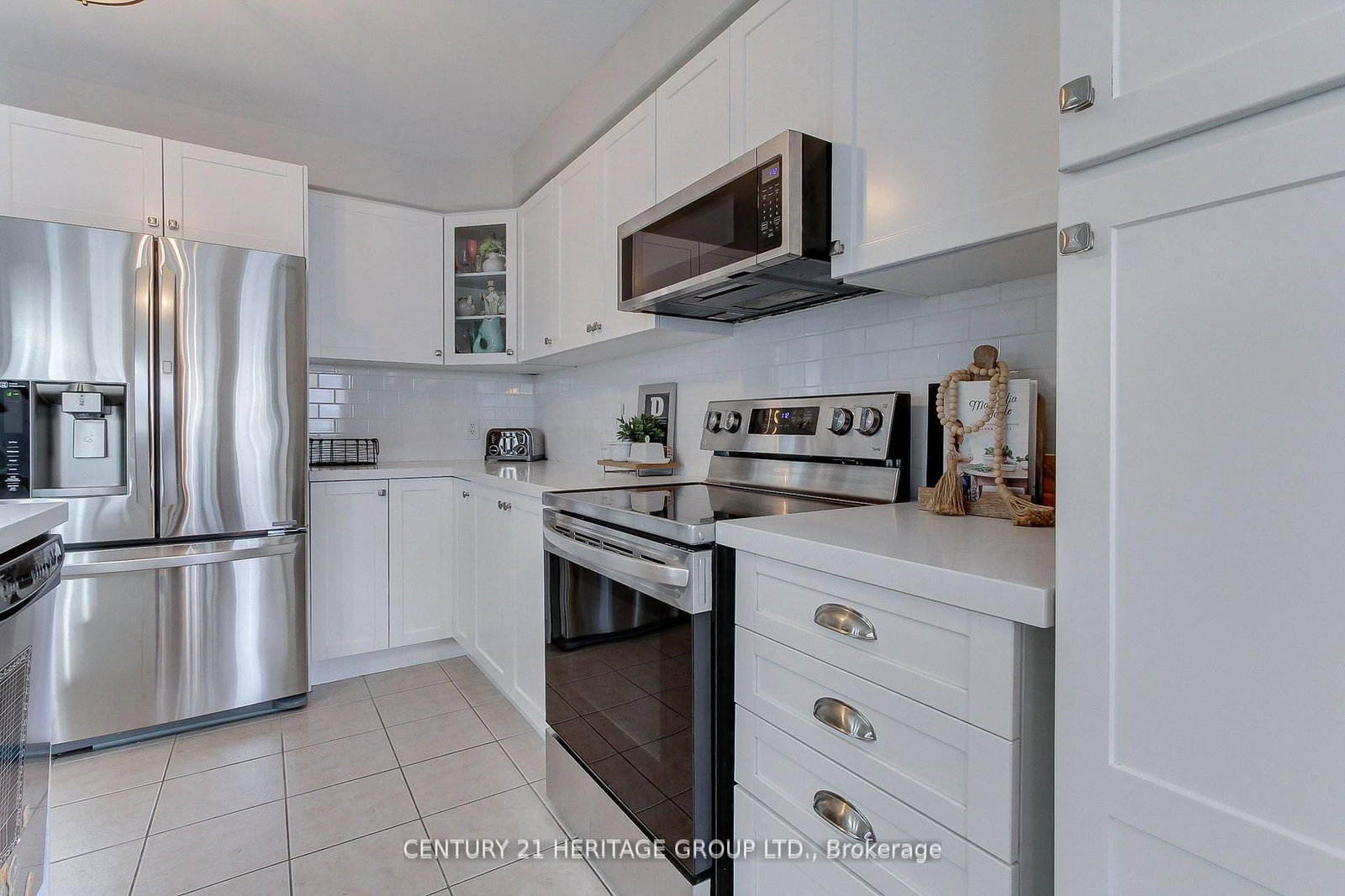 Listing Image 14