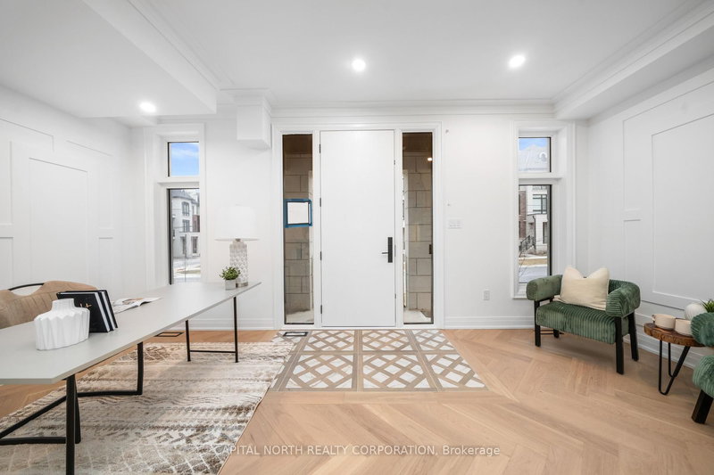 4B McCachen St, Richmond Hill, L4E 1L4 | Image 2