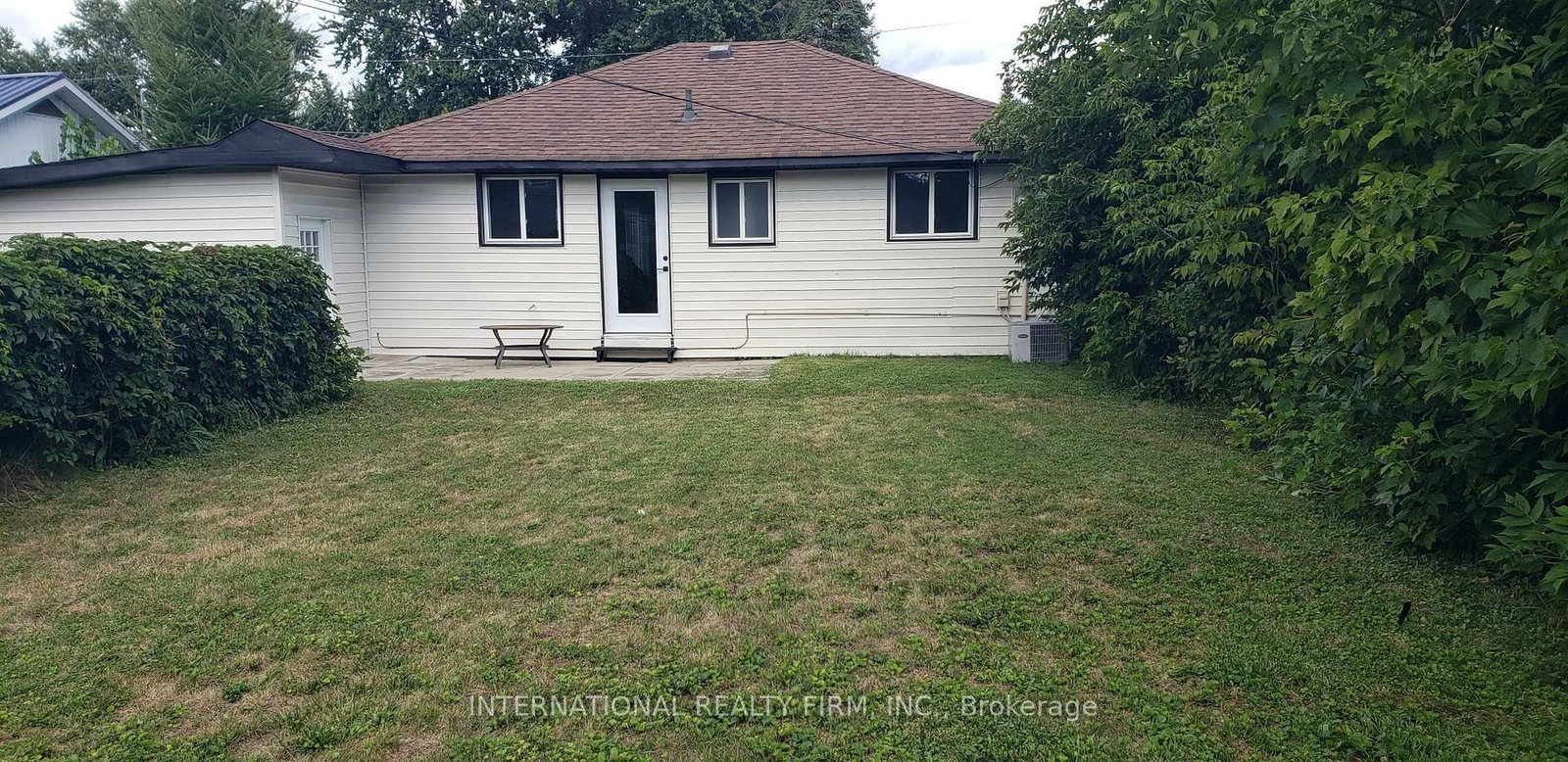 Listing Image 27