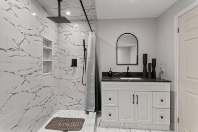 80 Sharpe Crescent — photo 6