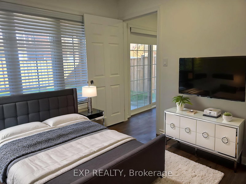 UNIT B - 50 Farooq Blvd N, Vaughan, L4H 4P3 | Image 3