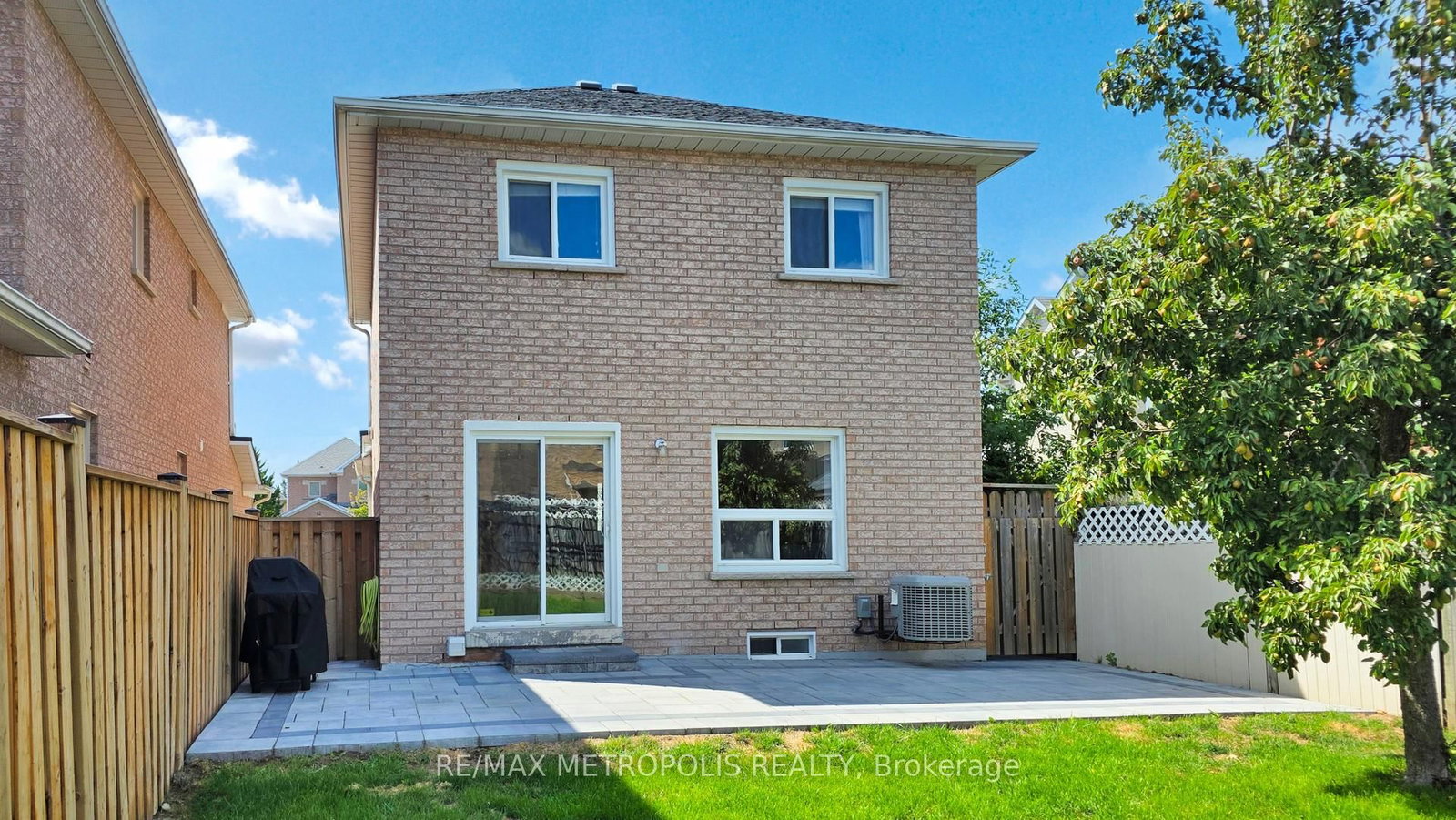 Listing Image 44