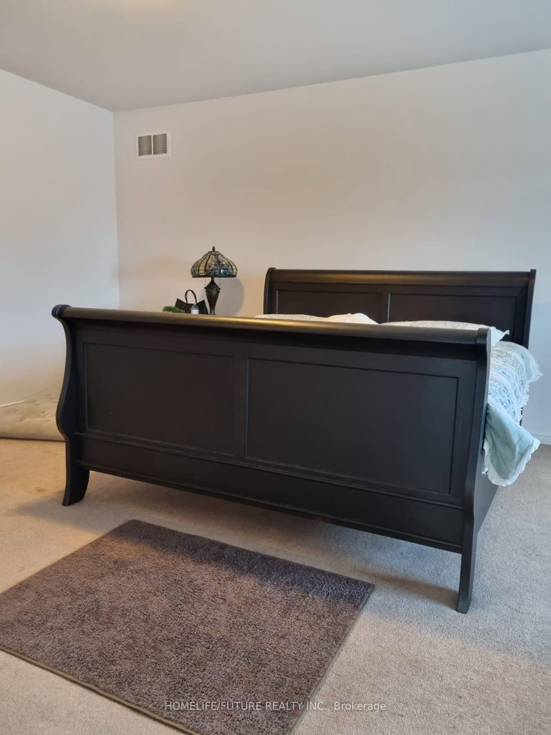 1965 Jans Blvd, Innisfil, L9S 0L3 | Image 2