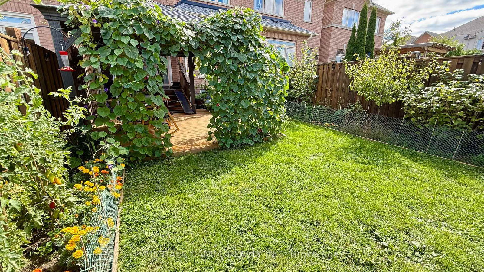 Listing Image 43