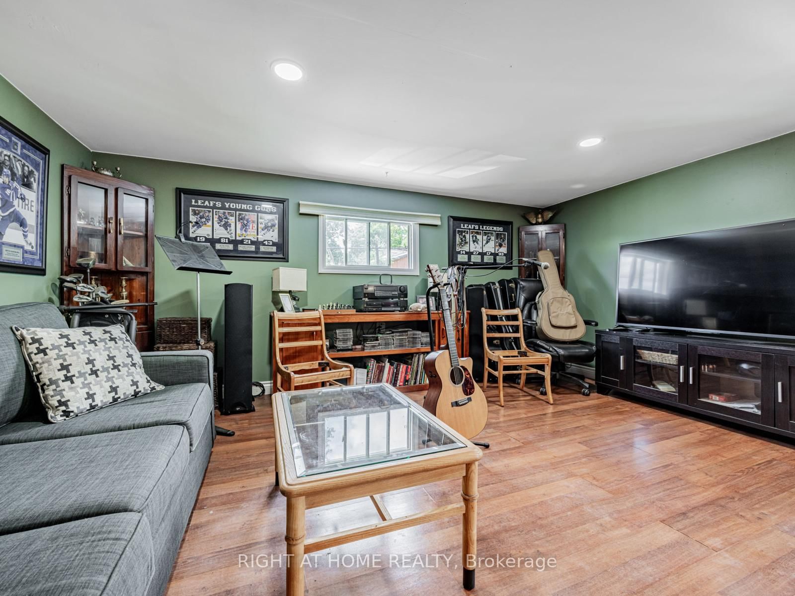 Listing Image 31