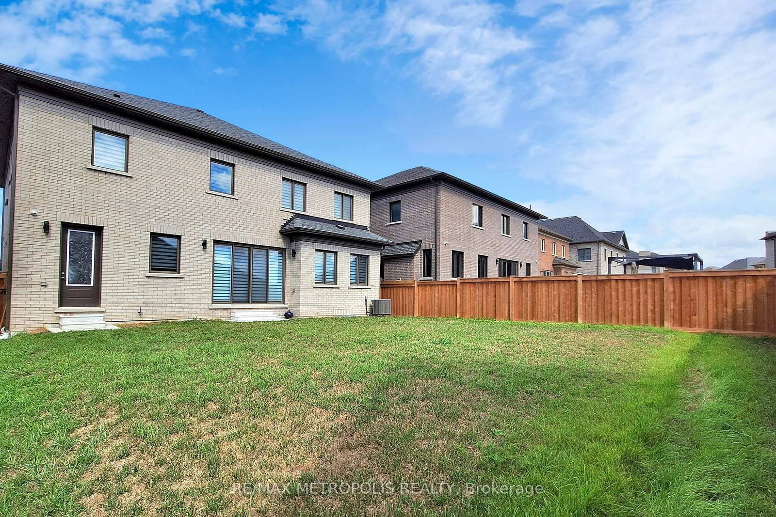 Listing Image 48