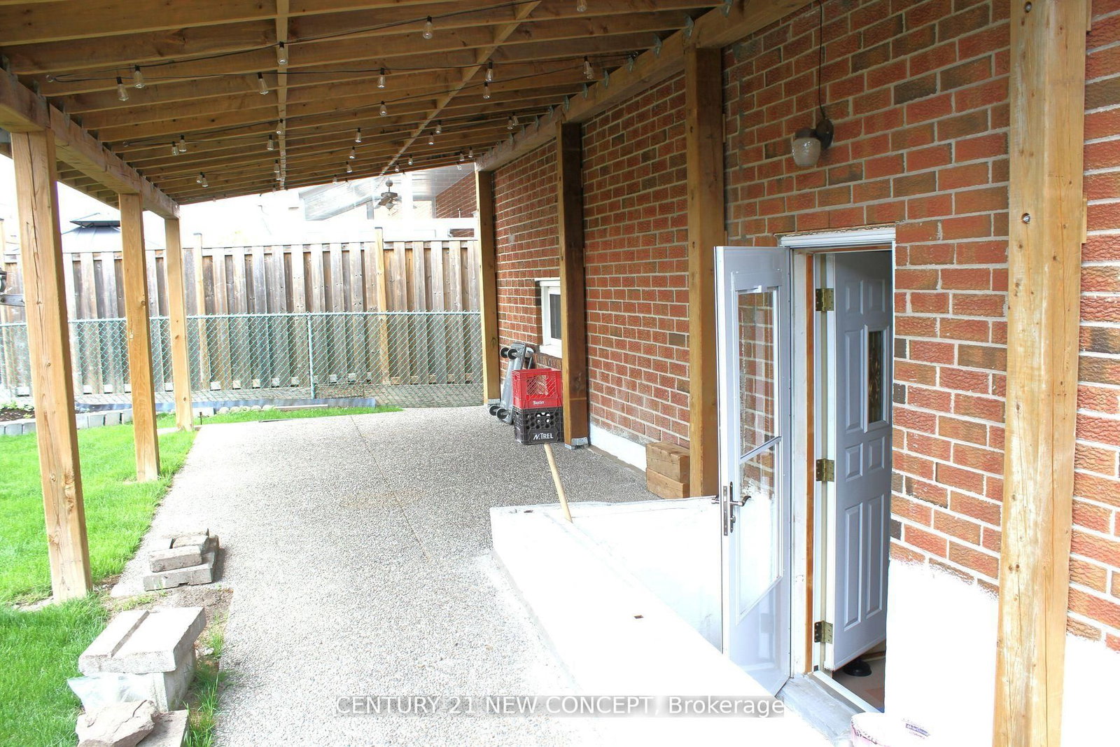 Listing Image 13