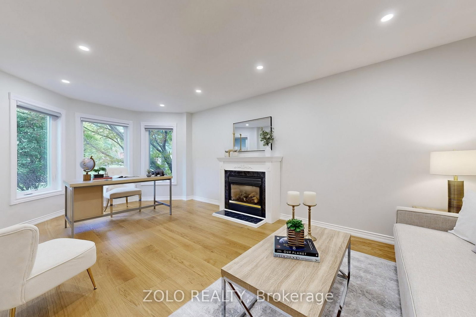 Listing Image 6