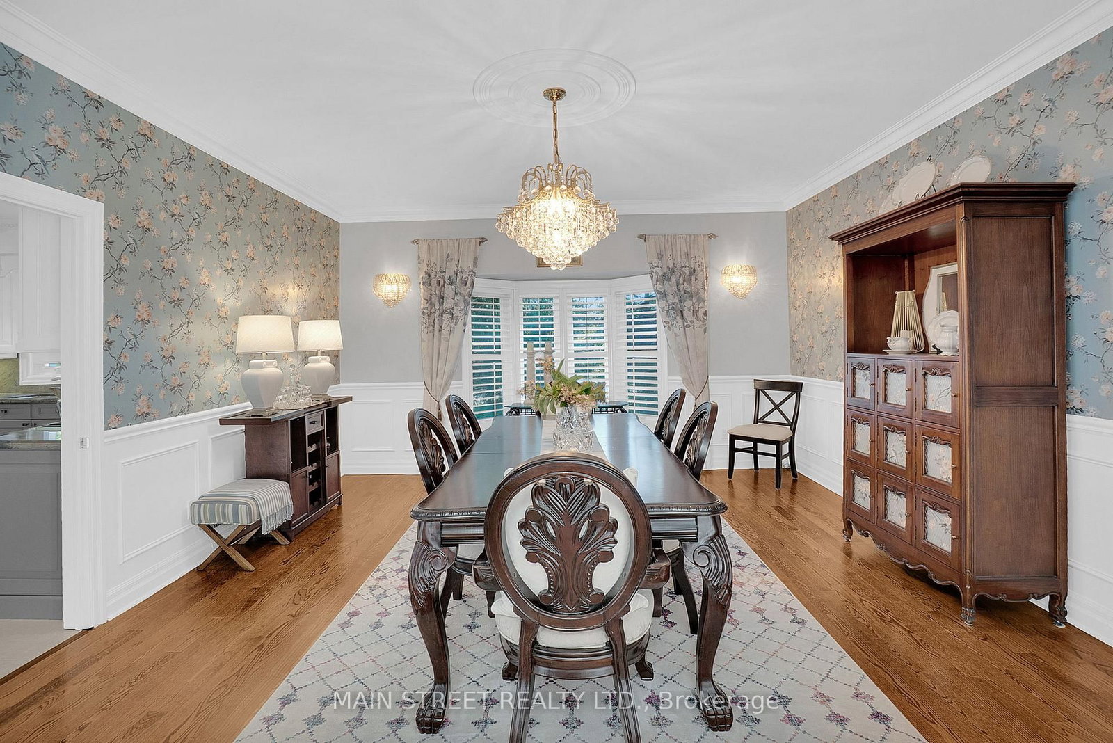 Listing Image 7