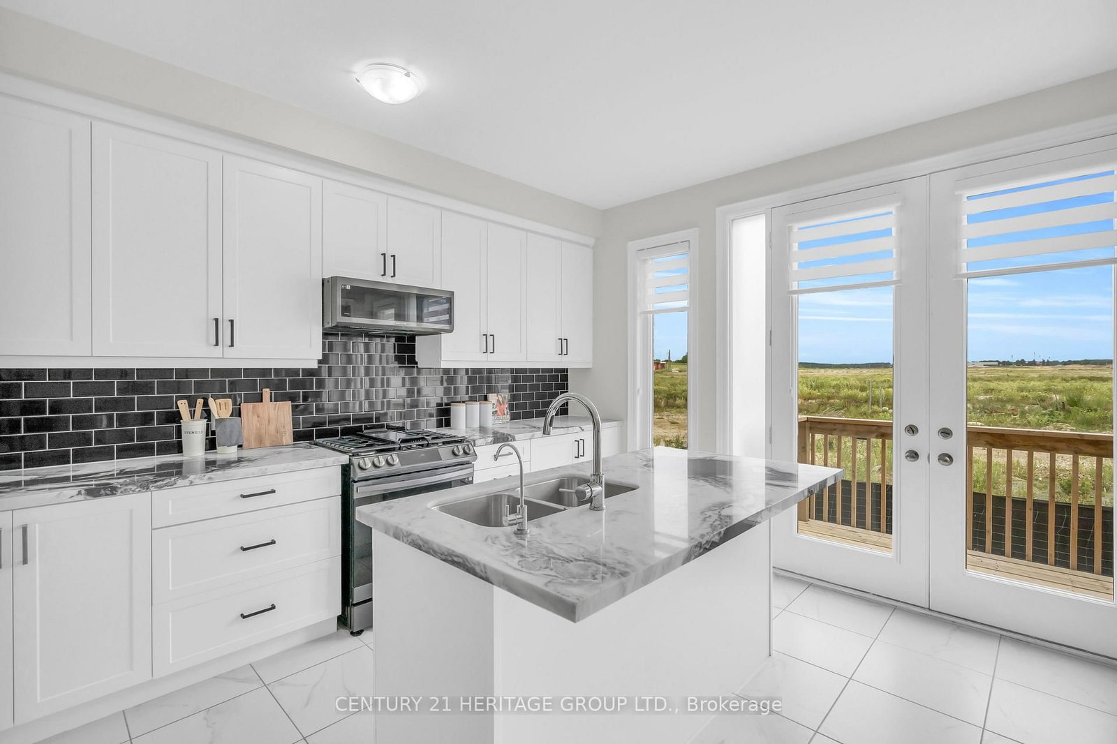 Listing Image 13