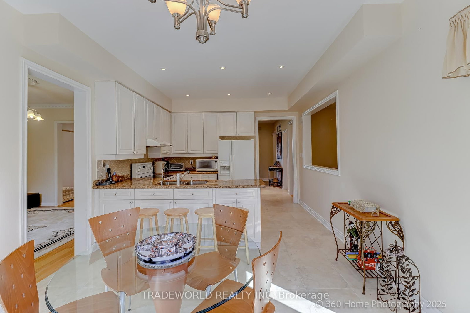Detached House sold at 80 Eyer Drive, Markham, Ontario, L6C 1S3 - Cachet - MLS: N12374491