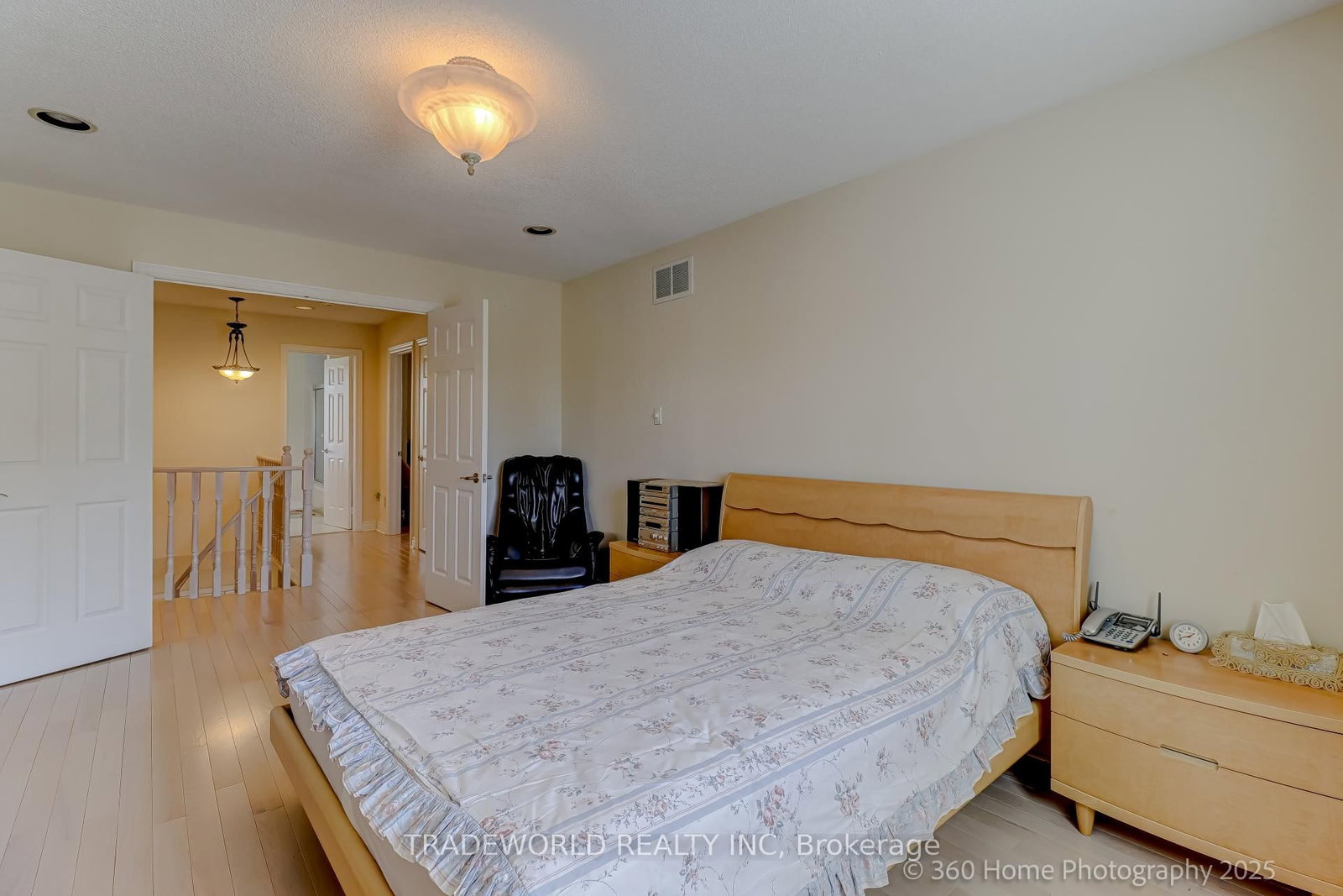 Detached House sold at 80 Eyer Drive, Markham, Ontario, L6C 1S3 - Cachet - MLS: N12374491