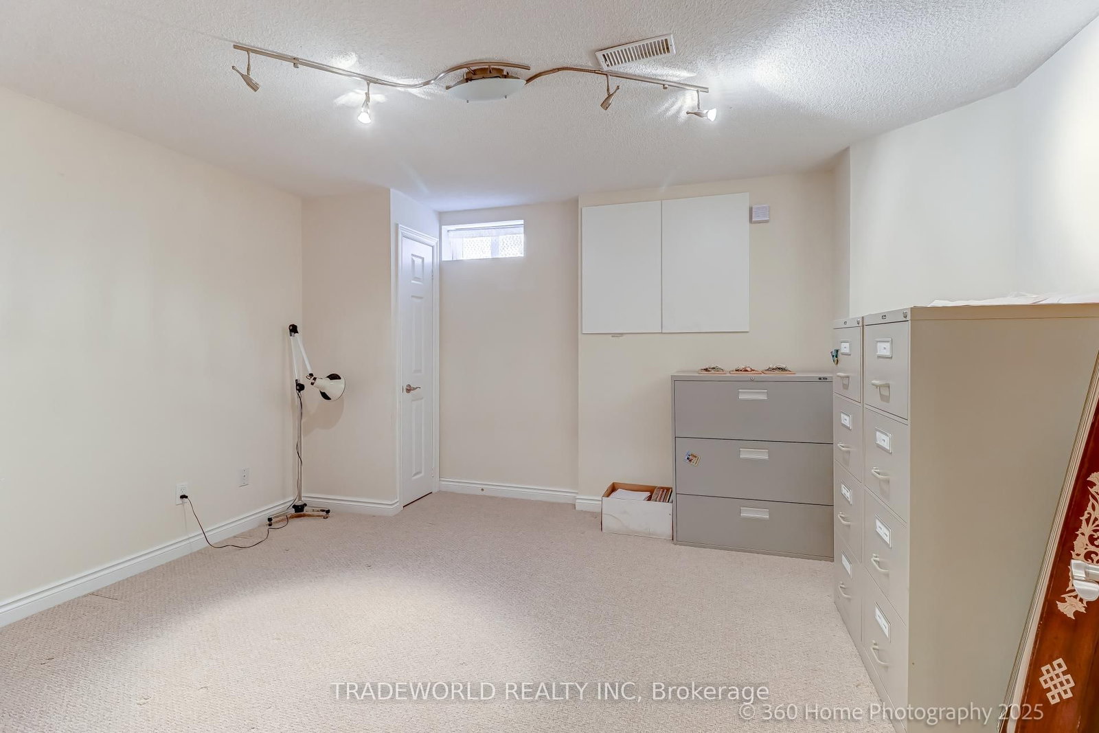 Detached House sold at 80 Eyer Drive, Markham, Ontario, L6C 1S3 - Cachet - MLS: N12374491