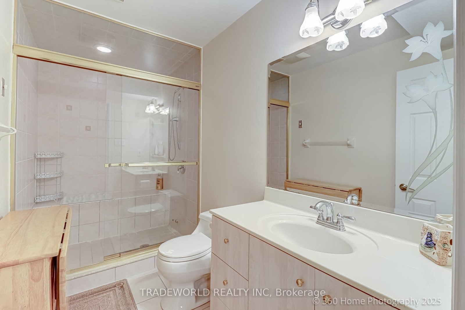 Detached House sold at 80 Eyer Drive, Markham, Ontario, L6C 1S3 - Cachet - MLS: N12374491