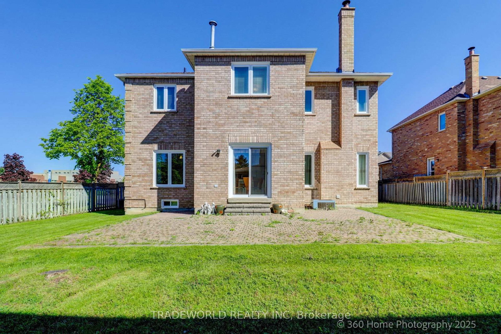 Detached House sold at 80 Eyer Drive, Markham, Ontario, L6C 1S3 - Cachet - MLS: N12374491