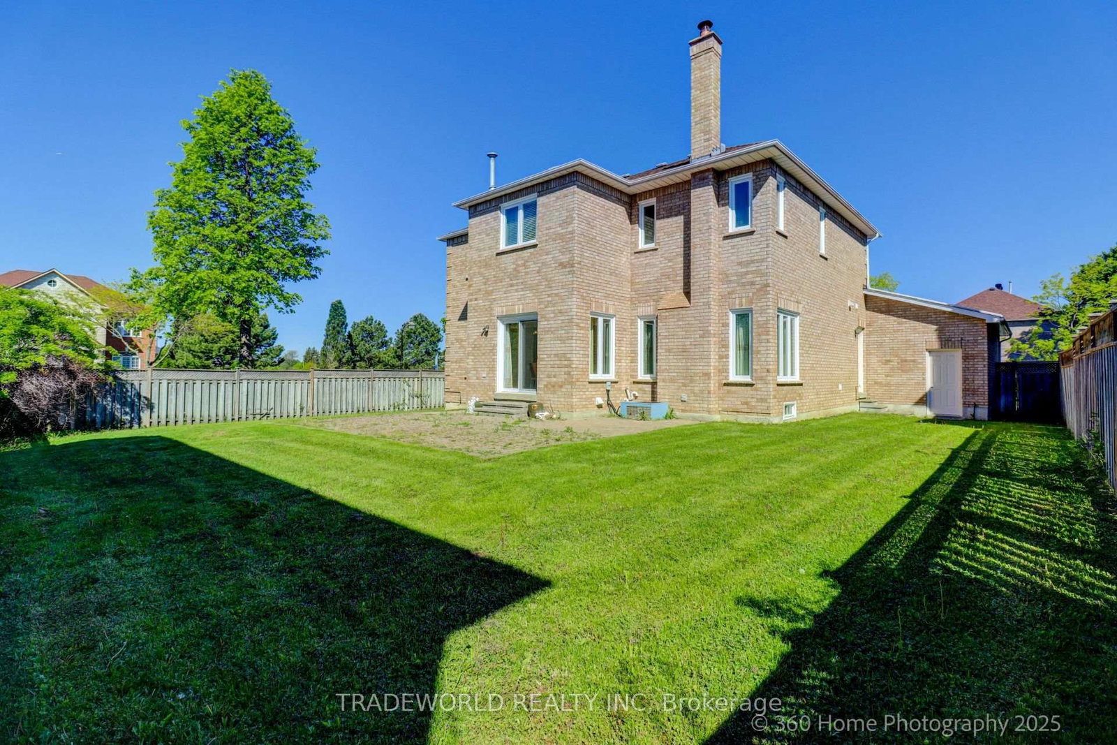Detached House sold at 80 Eyer Drive, Markham, Ontario, L6C 1S3 - Cachet - MLS: N12374491