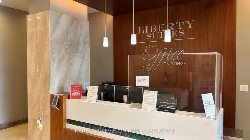 502 - 7191 Yonge St, Markham, L4J 1V8 | Image 3