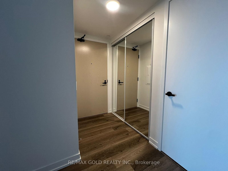 Room1