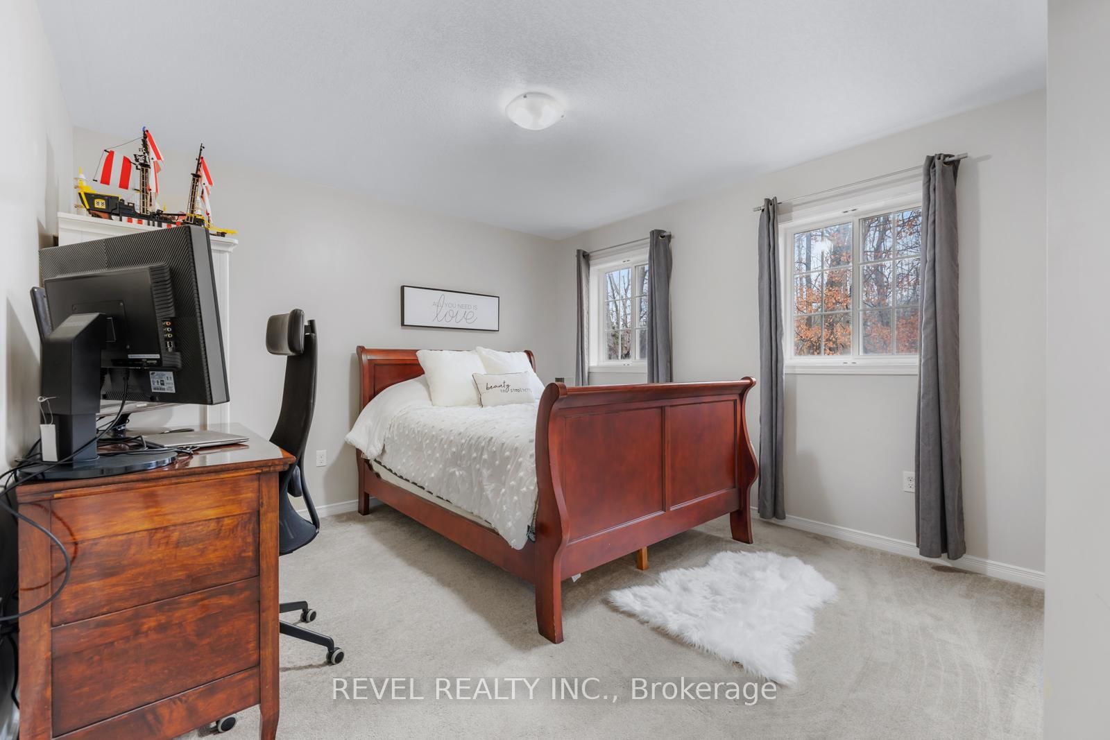 Listing Image 19