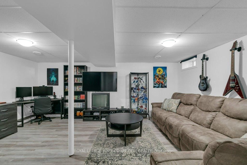 Listing Image 35