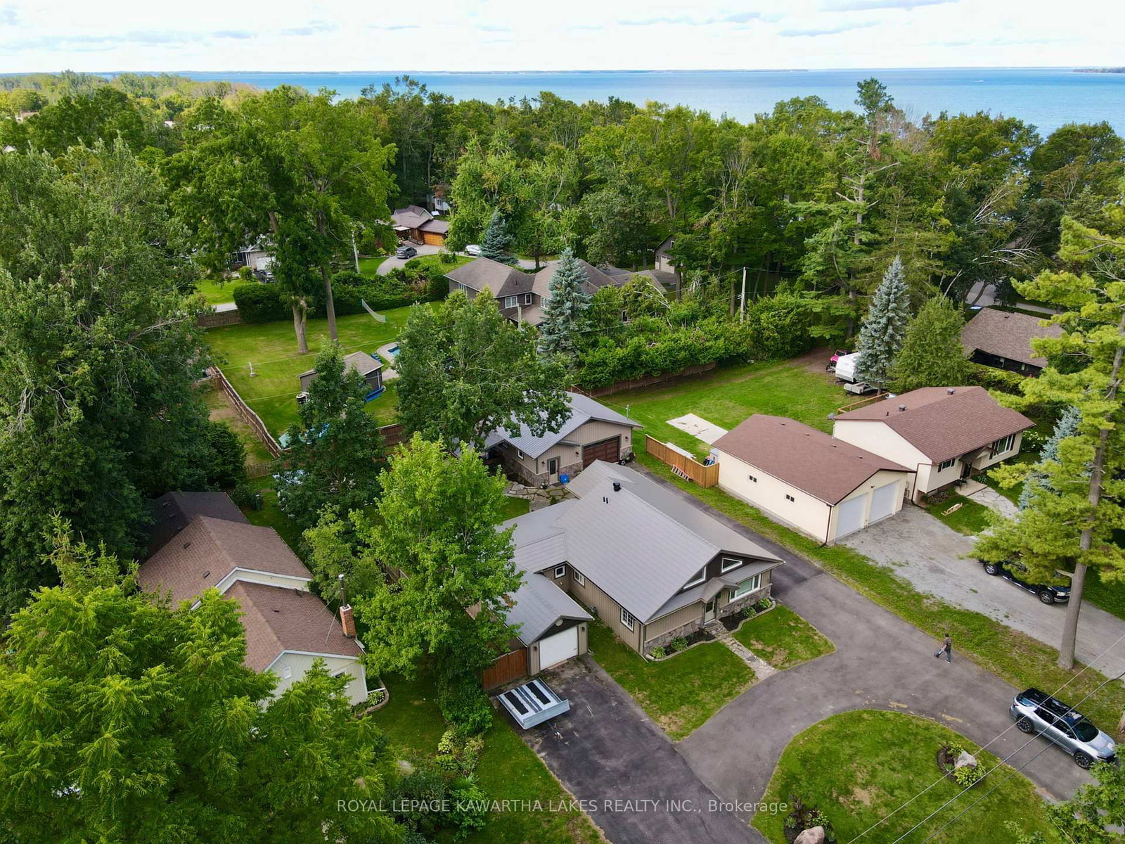 Listing Image 43