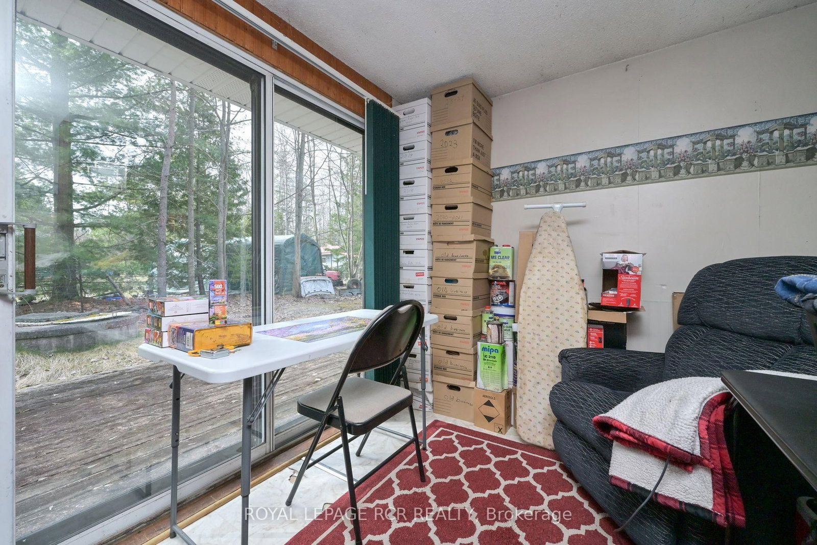 Listing Image 12