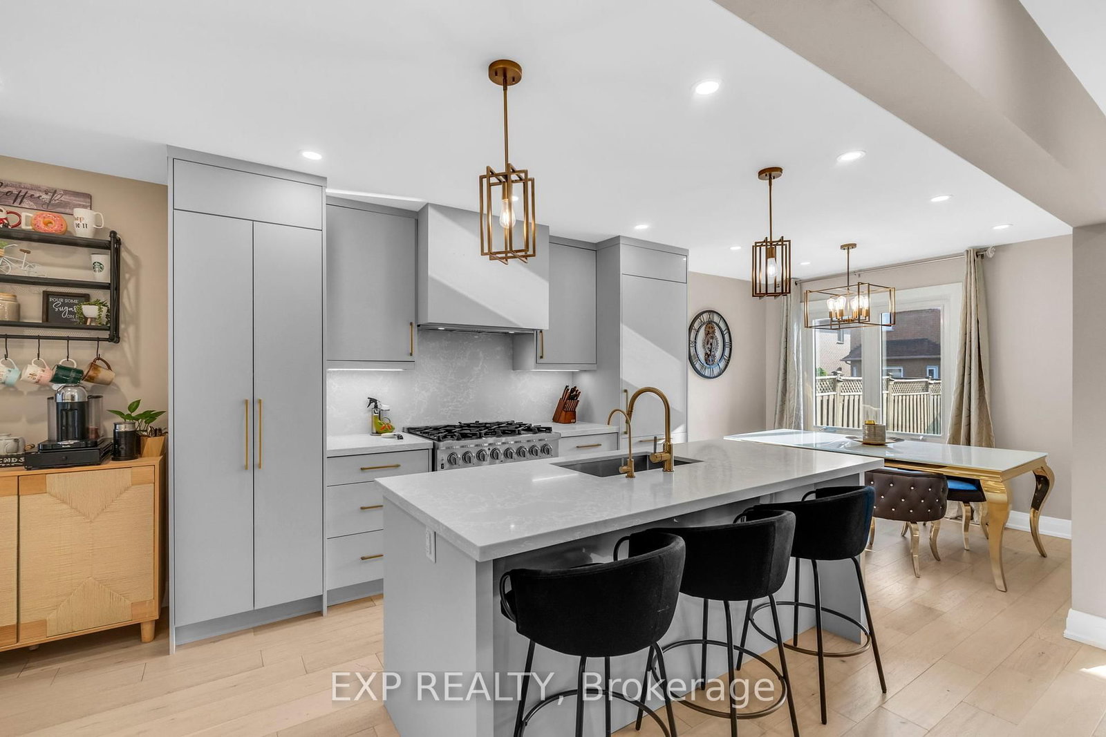 Detached House sold at 66 Whitefaulds Road, Vaughan, Ontario, L6A 2K4 - Maple - MLS: N12377530