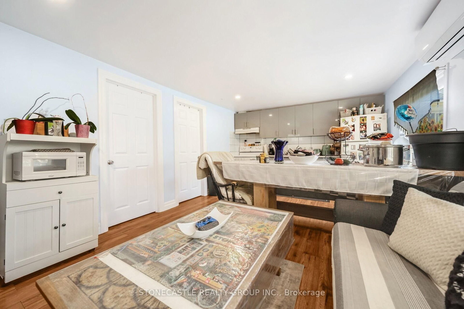 Listing Image 17